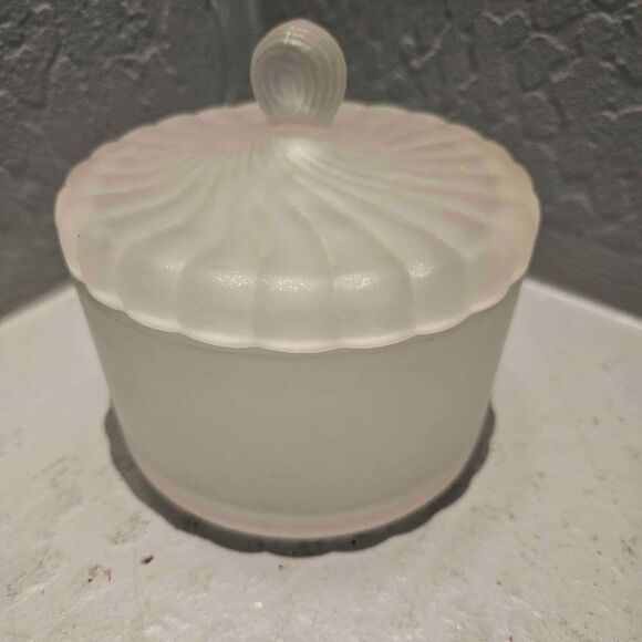 Powder Dish or Trinket Box Art Deco Lidded Round Satin Glass - Picture 1 of 5